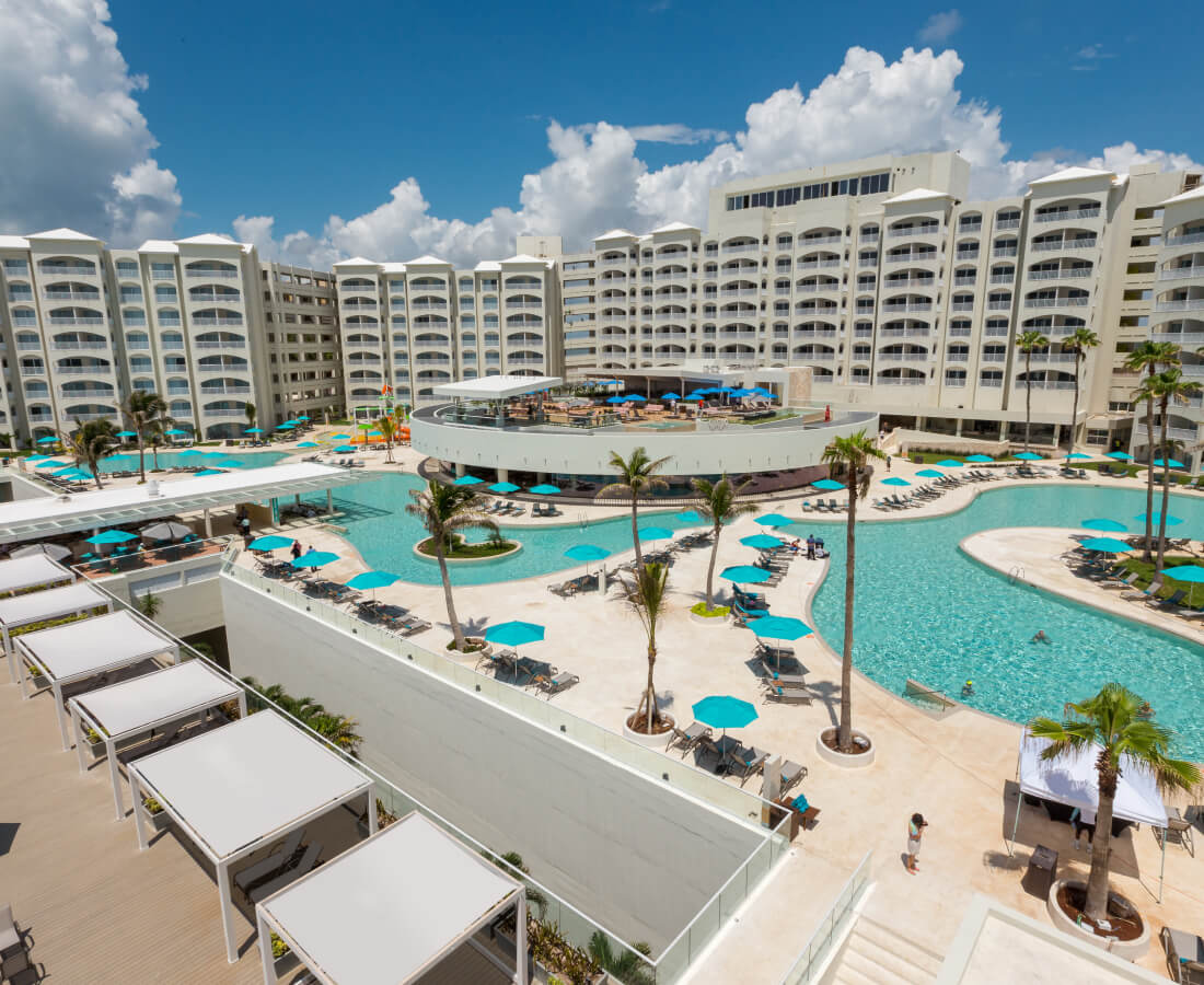 Best All-Inclusive Cancun resort beachfront